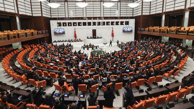 CHP’den Meclis’te EYT çağrısı: Yeni bir sorun daha yaratmayalım!