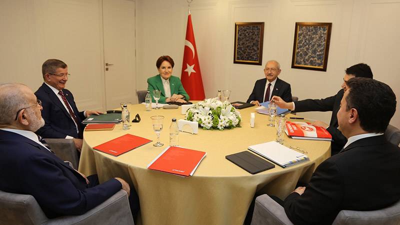 Saadet Partisi ‘kulis bilgileri’ni yalanladı
