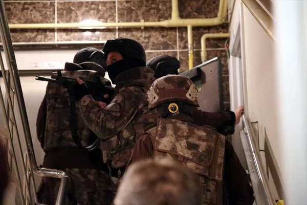 MİT’ten DEAŞ’a operasyon! Hepsi yakalandı!