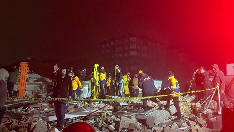 Deprem fırtınası! Ölü sayısı 1000’i aştı