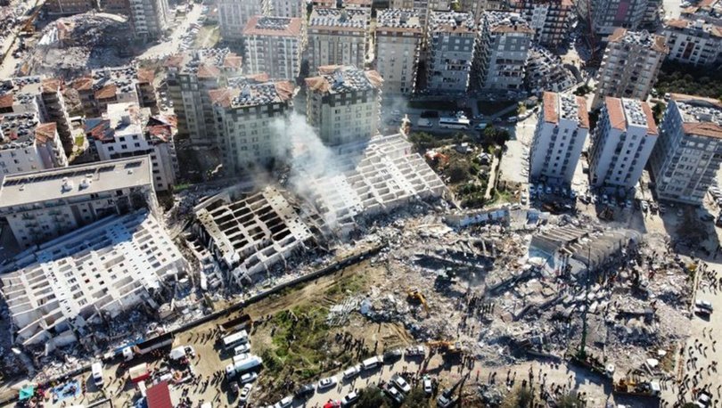 Rönesans Rezidans’ın enkazında ‘yaşam’ belirtisi