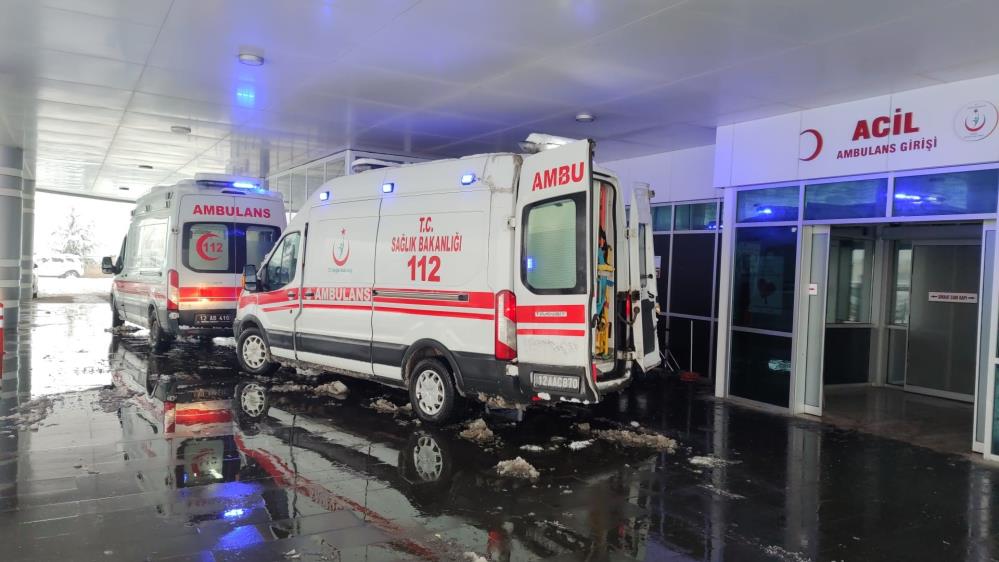 Yolcu otobüsü devrildi