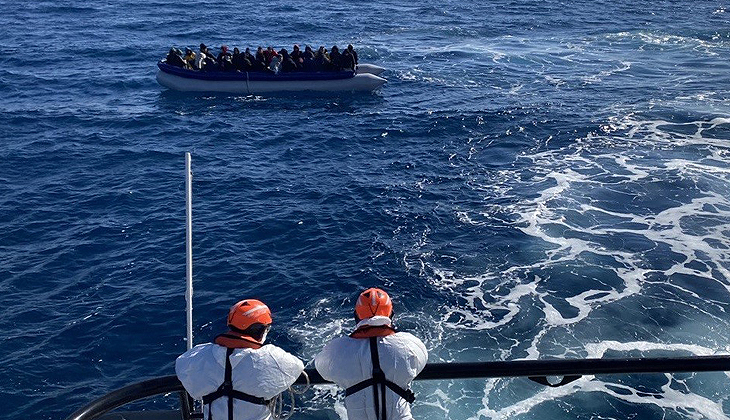 Muğla açıklarında 57 düzensiz göçmen kurtarıldı