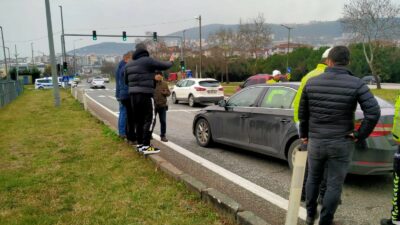 Bursa’da otomobil çocuğa çarptı