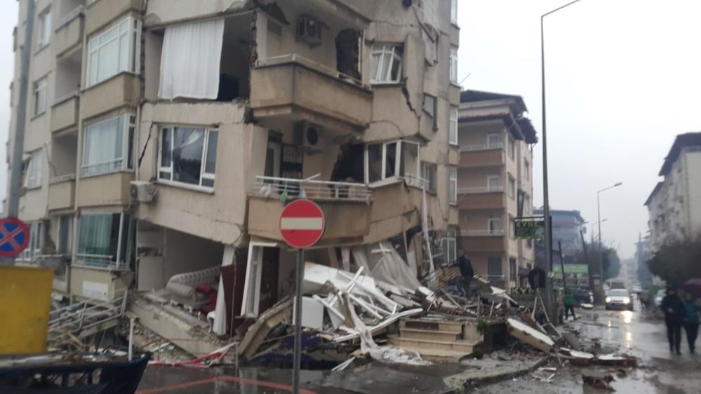 Deprem Hatay’ı adeta yıktı geçti