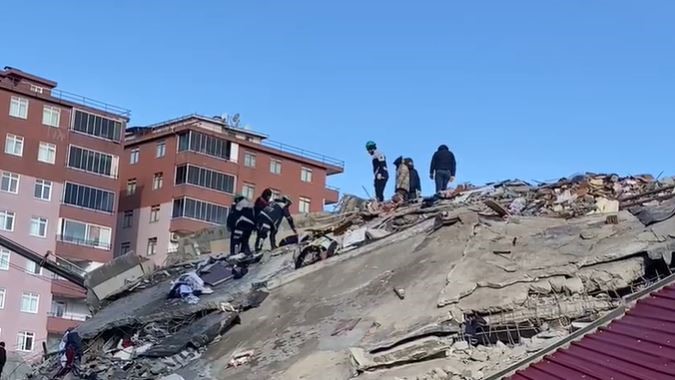 Rus yardım ekipleri deprem bölgesinde