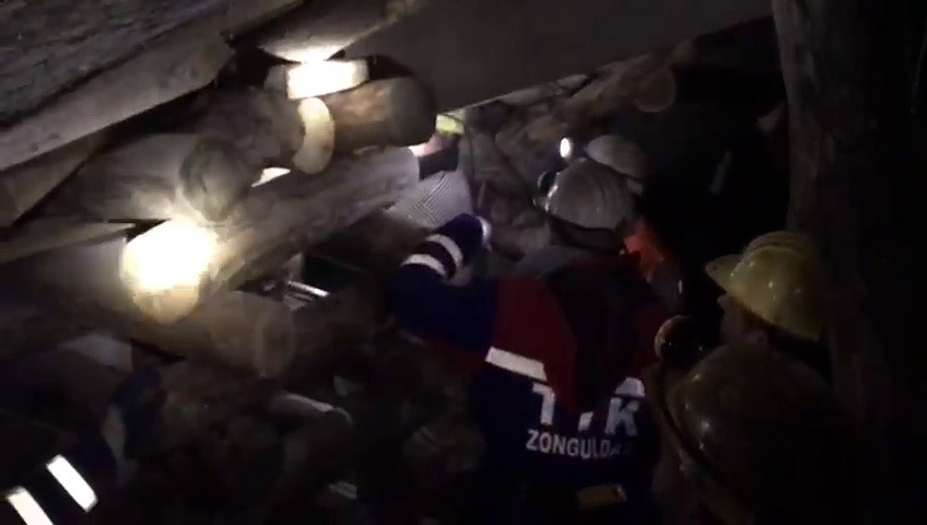 ‘Domuz damı’ tahkimatı enkazda kuruldu