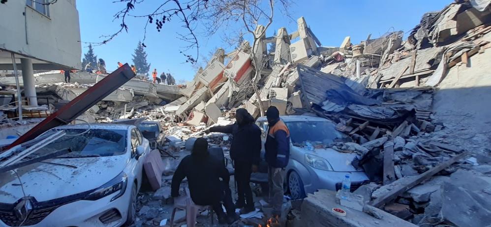 Deprem bir aileyi ayırdı! Bursa’da yaşayan aile sahip çıktı