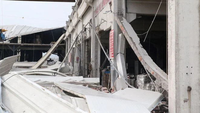 Kahramanmaraş’ta bir fabrikanın çatısı çöktü: 1 ölü, 3 yaralı