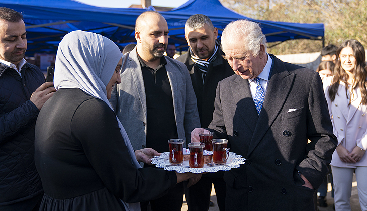 Kral Charles, Türk topluluğu ile bir araya geldi