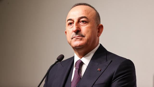 Dışişleri Bakanı Çavuşoğlu taziyeleri kabul etti