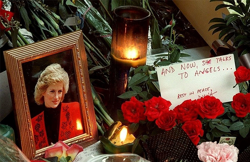 Prenses Diana’nın kişisel mektupları satışa çıkıyor