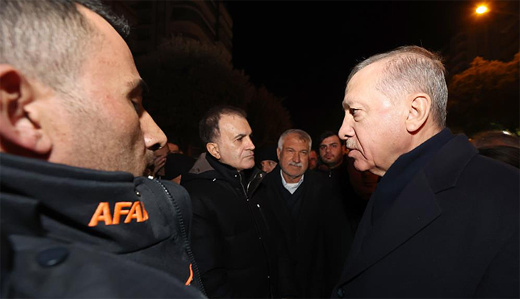 Erdoğan, Kahramanmaraş ziyaretinde depreme yakalandı