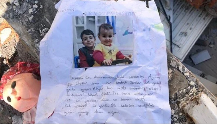 Enkazdan ölen kardeşlerin anı defteri çıktı