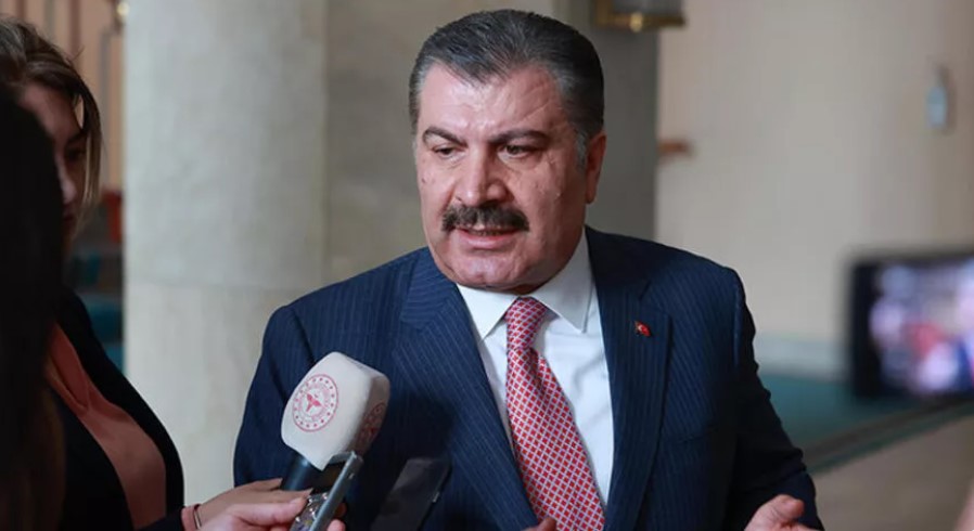 Bakan Koca paylaştı! Deprem bölgesinde 9 bin 11 sağlık personeli görevlendirildi