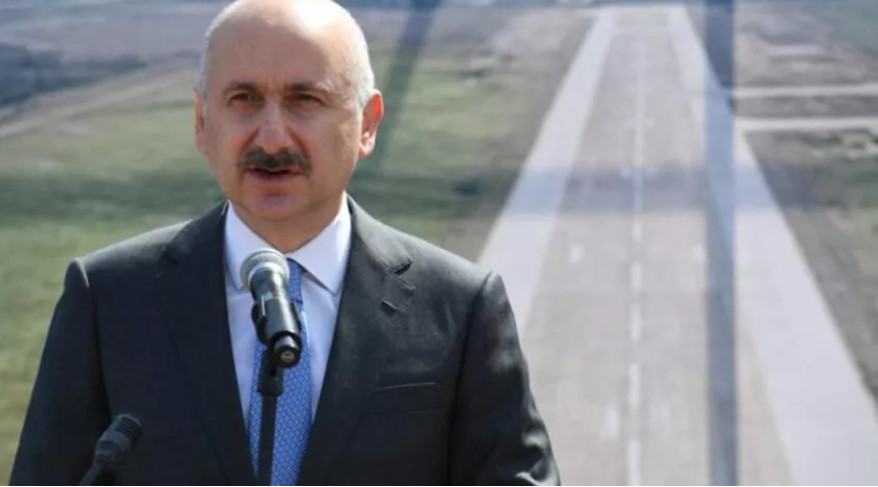 Bakan Karaismailoğlu deprem bölgesinde son durumu değerlendirdi
