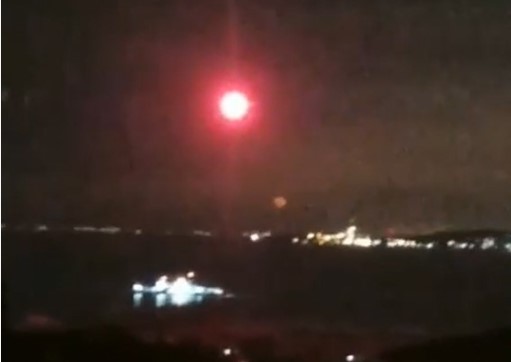 Marmara’da panik yaratmıştı… İşaret fişeği olduğu ortaya çıktı Marmara’da panik yaratmıştı… İşaret fişeği olduğu ortaya çıktı