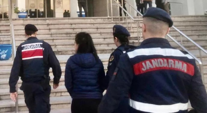 Hakkında 11 yıl hapis cezası bulunan şahıs jandarmaya takıldı Hakkında 11 yıl hapis cezası bulunan şahıs jandarmaya takıldı
