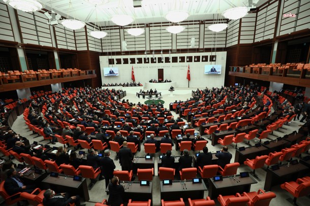 Meclis deprem sonrası mesaiye EYT ile başlıyor