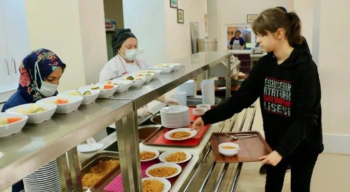 Milli Eğitim Bakanlığı’ndan ‘ücretsiz yemek’ açıklaması