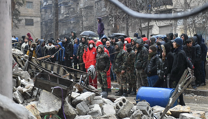 7,7’lik deprem Suriye’yi de vurdu: En az bin 356 ölü, binlerce yaralı