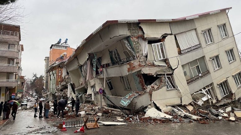 Prof. Dr. Sözbilir: 500 yıldır stres biriktiren fay parçaları kırıldı
