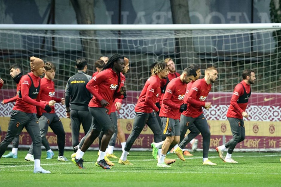 Galatasaray’ın kamp kadrosu belli oldu