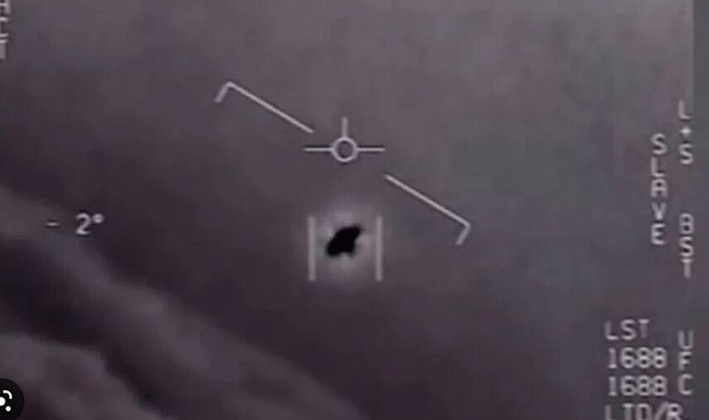 UFO alarmı: Savaş uçakları havalandı!