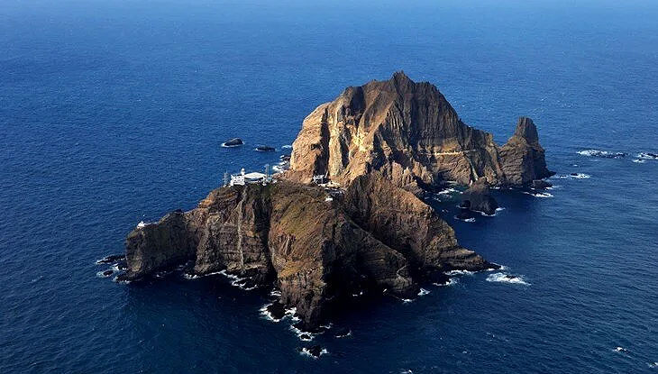 Japonya ile Güney Kore arasında ‘ada’ krizi