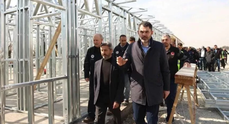 Bakan Kurum: Adıyaman’a 15 bin kişilik geçici barınma alanı yapıyoruz Bakan Kurum: Adıyaman’a 15 bin kişilik geçici barınma alanı yapıyoruz