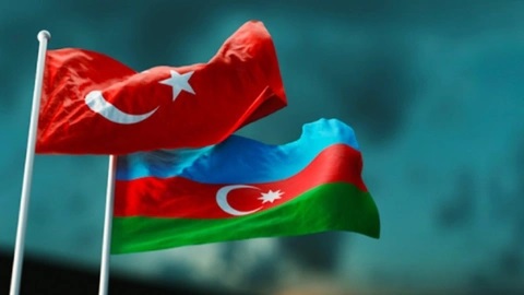 Azerbaycan’dan destek