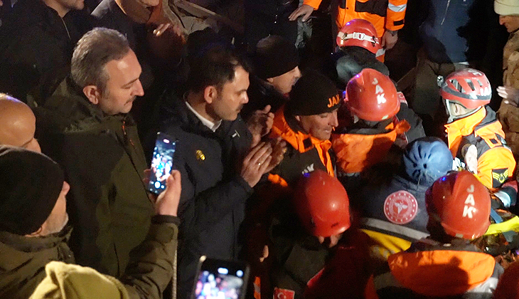 Bakan Kurum, Nuradağı’nda mucize kurtuluşa şahit oldu