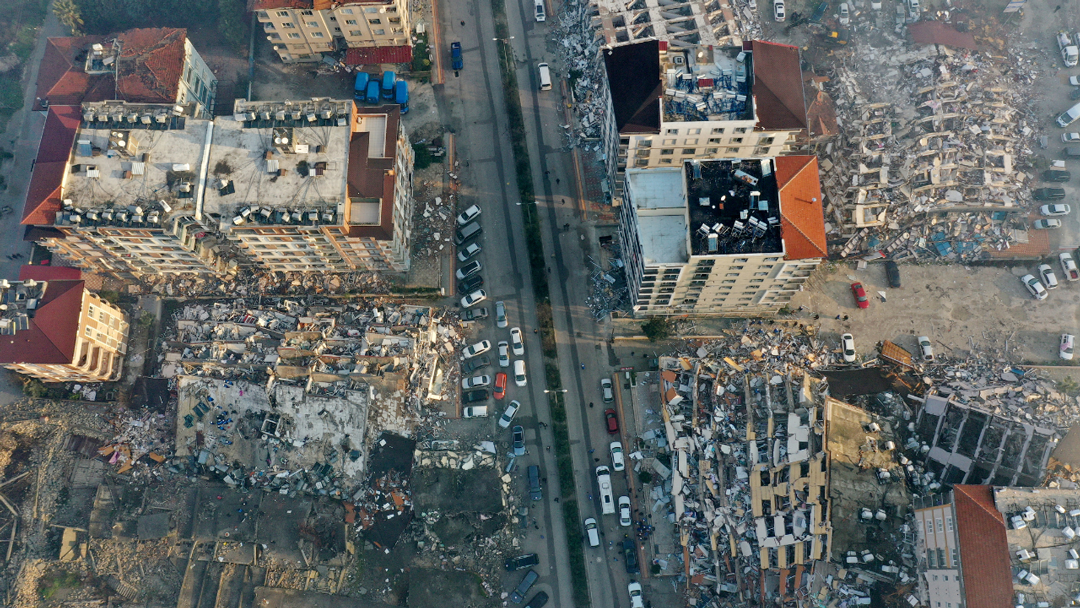 Afet bölgesinde hasarlı binalar nasıl tespit ediliyor?