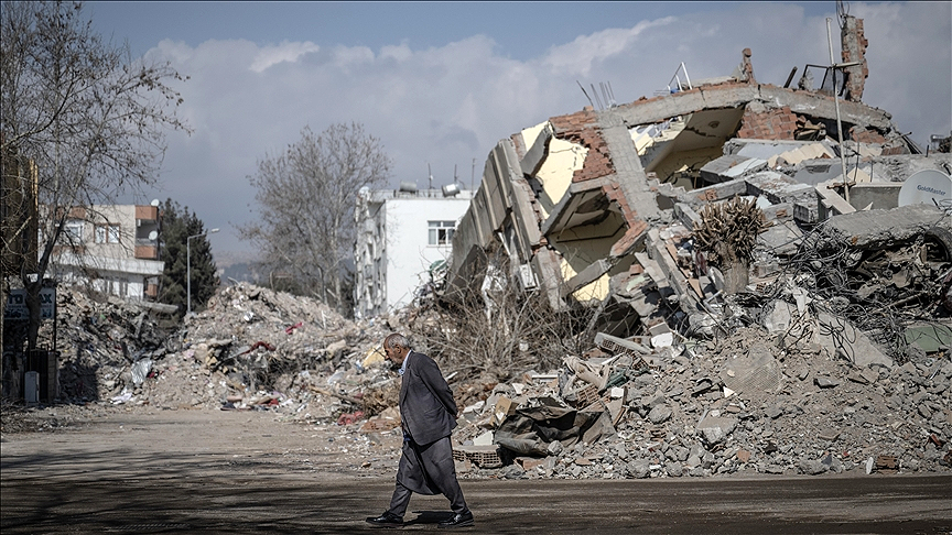 Depremde yıkılan binalarla ilgili 171 tutuklama kararı