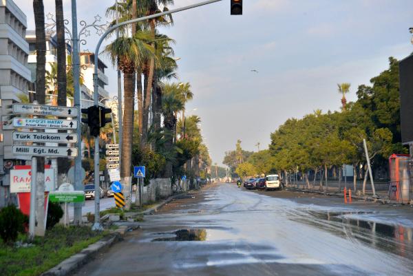 İskenderun, depremlerin ardından sessiz