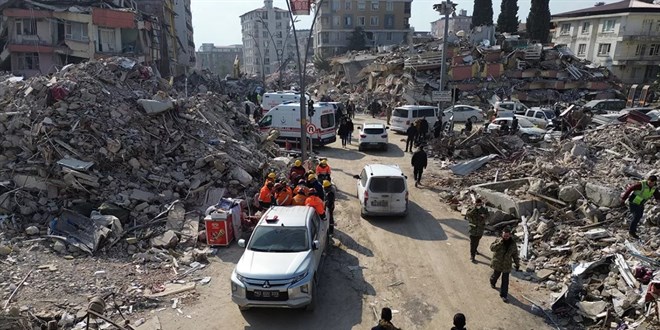 Hatay’da 183 saat sonra bir kişi daha canlı olarak kurtarıldı