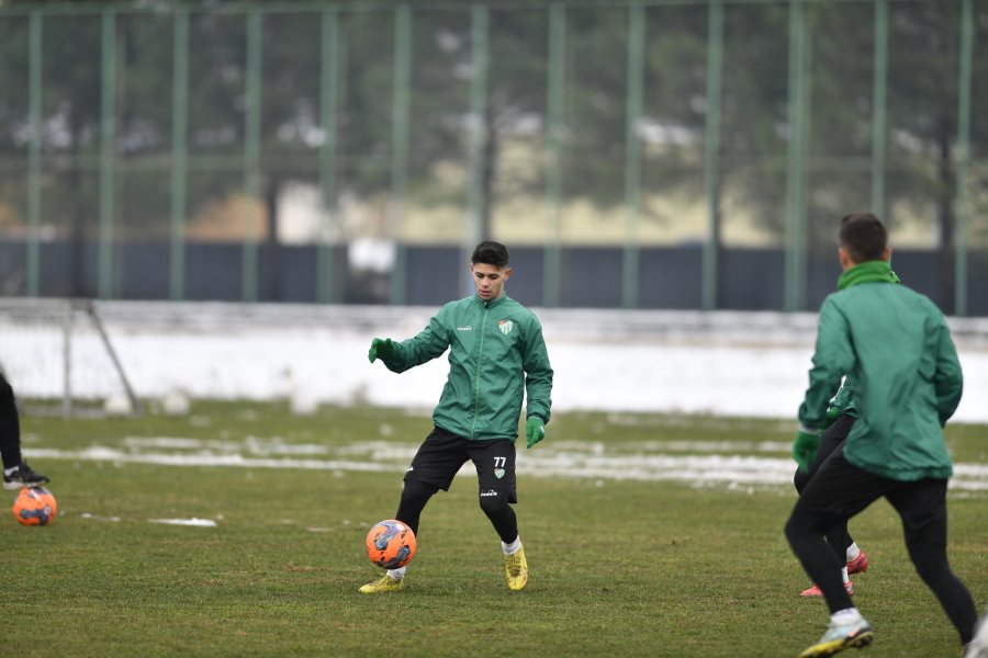 Bursaspor’da hazırlıklar sürüyor