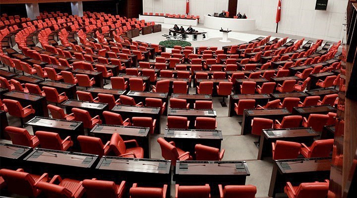 EYT’liler milletvekillerini göreve çağırdı
