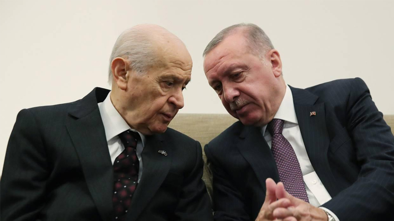 EYT’lilerden Erdoğan ve Bahçeli’ye çağrı: Tam vakti!