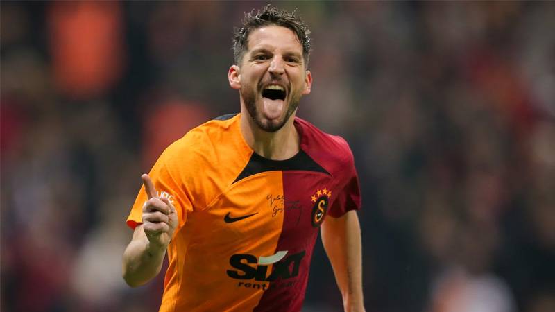 Galatasaray’da Mertens şoku