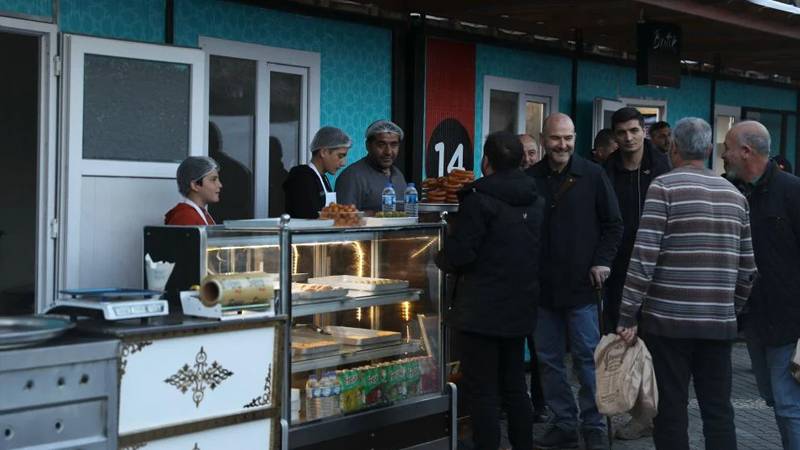 Süleyman Soylu, bastonla görüntülendi