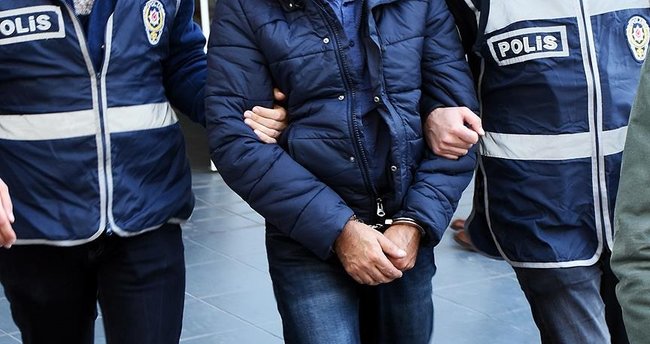 El Kaide, DEAŞ ve HTŞ’ye operasyon: 13 yabancı yakalandı El Kaide, DEAŞ ve HTŞ’ye operasyon: 13 yabancı yakalandı