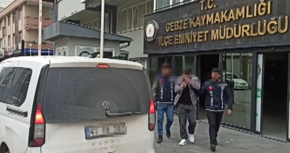 Kasten öldürme suçundan aranıyordu, yakayı ele verdi