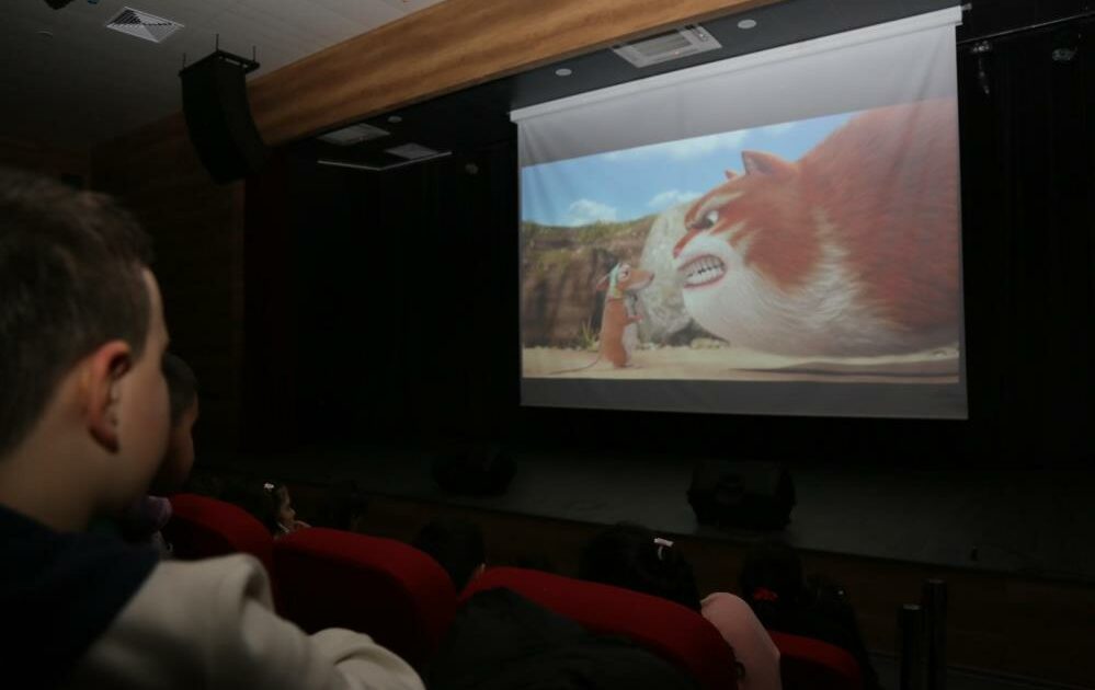 Kedi Maurice filmi Gürsu’da ilgi gördü