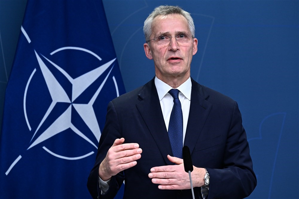 Stoltenberg: Ukrayna’nın kendini savunma hakkı, Ukrayna dışındaki meşru hedefleri vurmayı da içerir