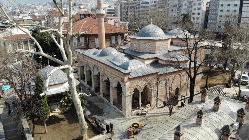 Bursa’nın tarihi camii yıllar sonra ibadete açılıyor