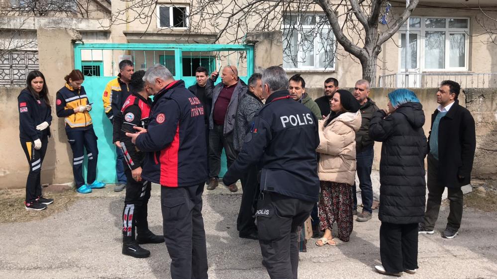 Elazığ’da bir evde 6 kişi ölü bulundu