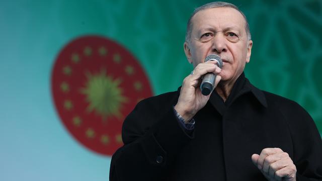 Cumhurbaşkanı Erdoğan’dan EYT açıklaması: Talepleri karşıladık!