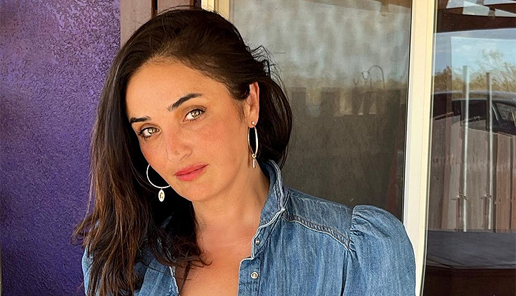 Fadik Sevin Atasoy sette ayağını çatlattı