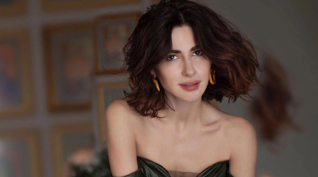 Oyuncu Nesrin Cavadzade kaza yaptı